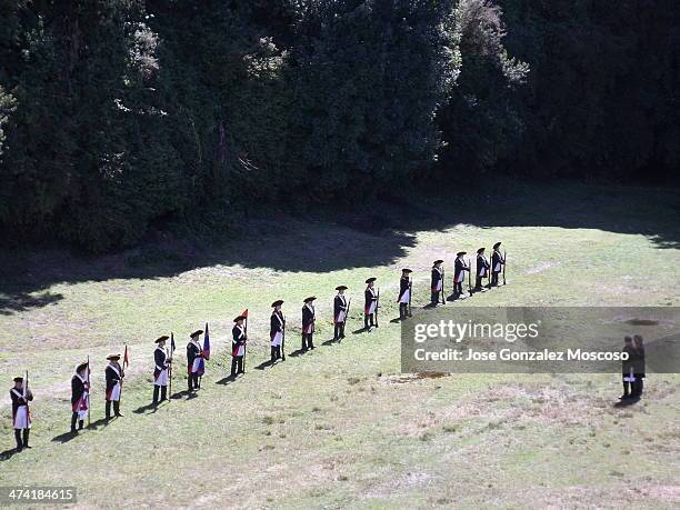 Formation of Spanish royalist troops recreation of the capture of Fort Barnyard 1820