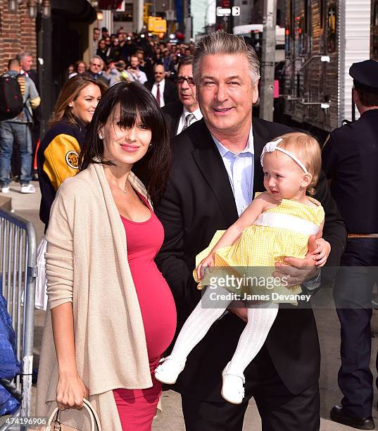 Hilaria Baldwin, Carmen Baldwin and Alec Baldwin visit the 'Late Show With David Letterman' at Ed Sullivan Theater on May 20, 2015 in New York City.