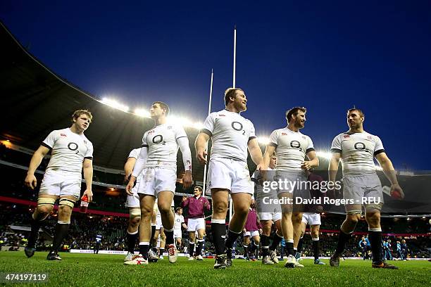 Joe Launchbury, Jonny May, Henry Thomas, Tom Wood and Chris Robshaw of England walk round the pitch after victory during the RBS Six Nations match...