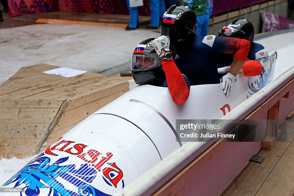 Bobsleigh - Winter Olympics Day 15