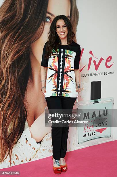 Malu Rapper 258 Malu Live Stock Photos, High-Res Pictures, and Images - Getty Images