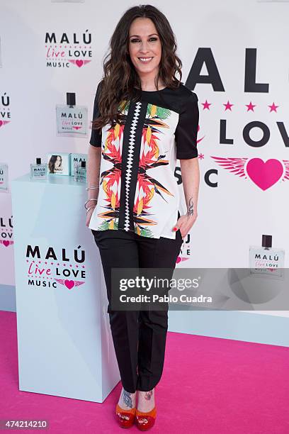 Malu Rapper 258 Malu Live Stock Photos, High-Res Pictures, and Images - Getty Images