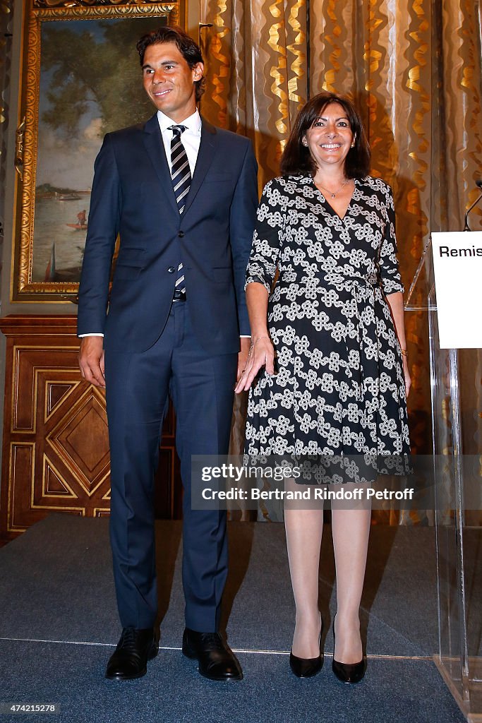 Anne Hidalgo Awards The 'Grand Vermeil' Medal To Rafael Nadal At Mairie De Paris