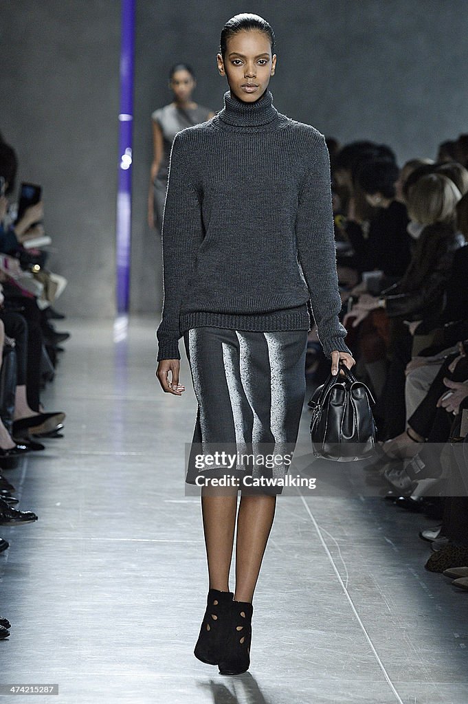 Bottega Veneta - Runway RTW - Fall 2014 - Milan Fashion Week