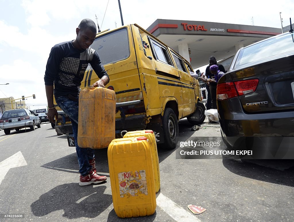 NIGERIA-OIL-SHORTAGE