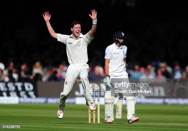 Matt Henry of New Zealand appeals for the wicket of Joe Root of England during day one of the 1st Investec Test match between England and New Zealand...