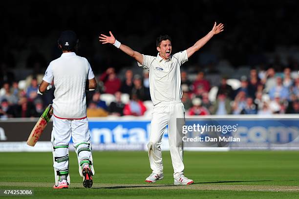 Trent Boult of New Zealand appeals for the wicket of Jos Buttler of England during day one of the 1st Investec Test match between England and New...