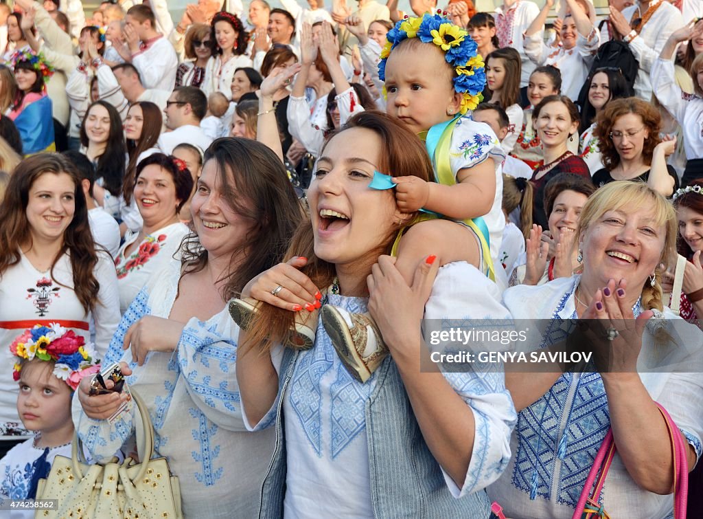 UKRAINE-TRADITION-VYSHYVANKA