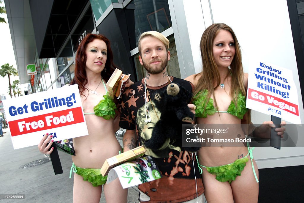 PETA's "Lettuce Ladies" Ask Passersby To Consider Grilling Without Killing This Holiday Weekend