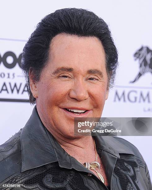 Singer Wayne Newton arrives at the 2015 Billboard Music Awards at MGM Garden Arena on May 17, 2015 in Las Vegas, Nevada.