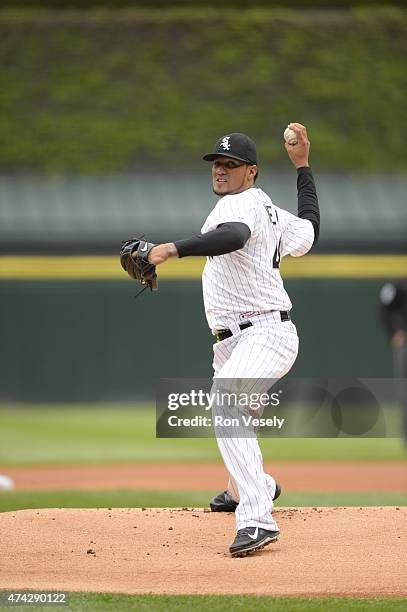 Hector Noesi of the Chicago White Sox pitches against the Cincinnati Reds during the first game of a doubleheader on May 9, 2015 at U.S. Cellular...