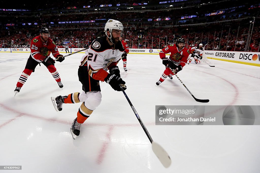 Anaheim Ducks v Chicago Blackhawks - Game Three