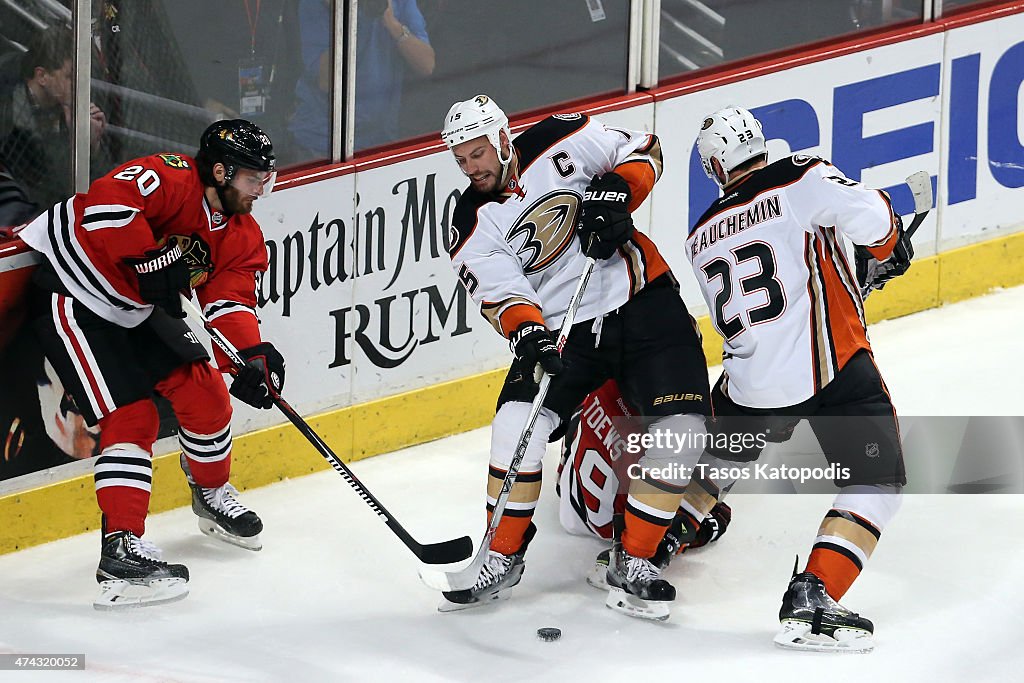 Anaheim Ducks v Chicago Blackhawks - Game Three