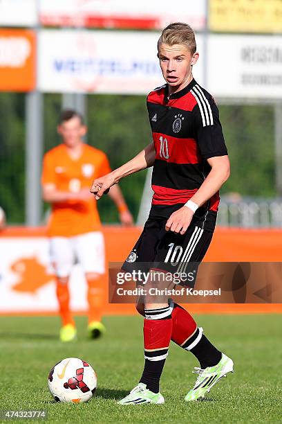 Erik Majetschak of Germany runs with the ball during the international friendly match between U15 Netherlands and U15 Germany at the DETO Twenterand...