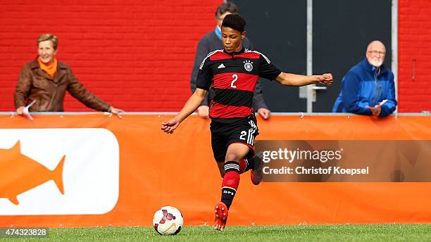 Justin Kabuya of Germany runs with the ball during the international friendly match between U15 Netherlands and U15 Germany at the DETO Twenterand...