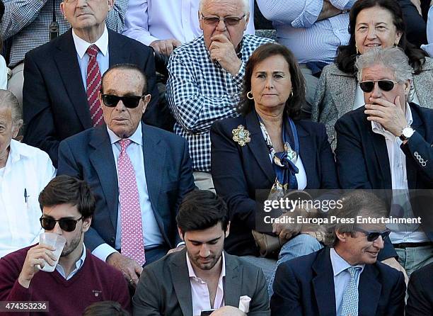 Curro Romero and Carmen Tello attend bullfighting during San Isidro Fair at Las Ventas Bullring on May 21, 2015 in Madrid, Spain.