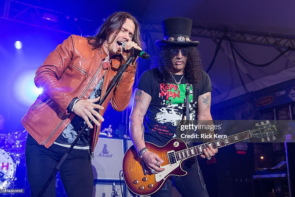 Slash Featuring Myles Kennedy And The Conspirators In Concert - Austin, TX