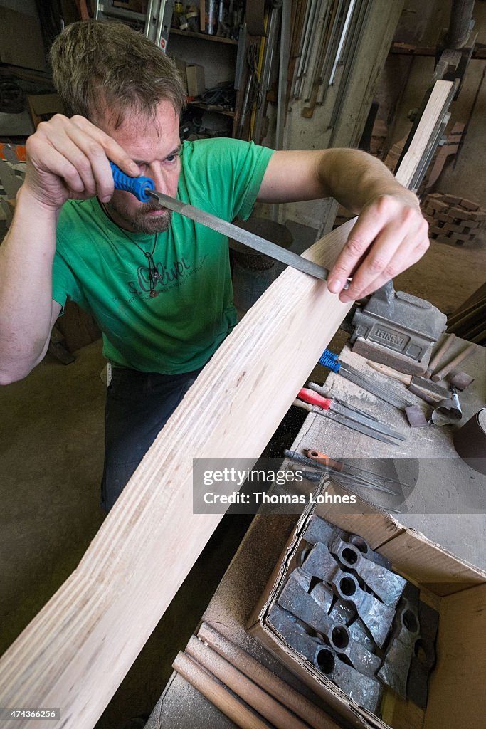 Historic Rincker Foundry Casts Bells For Hamburg St. Michaelis Church