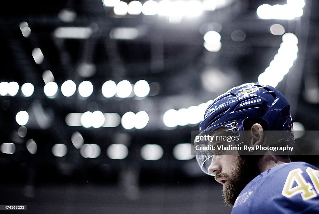 Ice Hockey - Winter Olympics Day 5