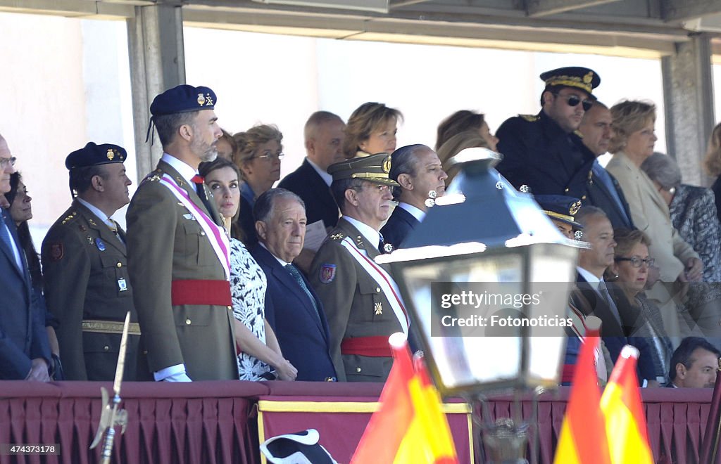 Spanish Royals Attend The New Royal Guards Flag Ceremony