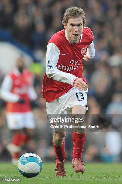 Alexandr Hleb of Arsenal in action during the Barclays Premier League match between Chelsea and Arsenal at Stamford Bridge on March 23, 2008 in...