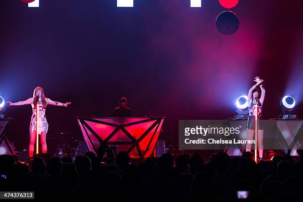 Singers Caroline Hjelt and Aino Jawo of Icona Pop perform during the "Bangerz Tour" at Staples Center on February 22, 2014 in Los Angeles, California.