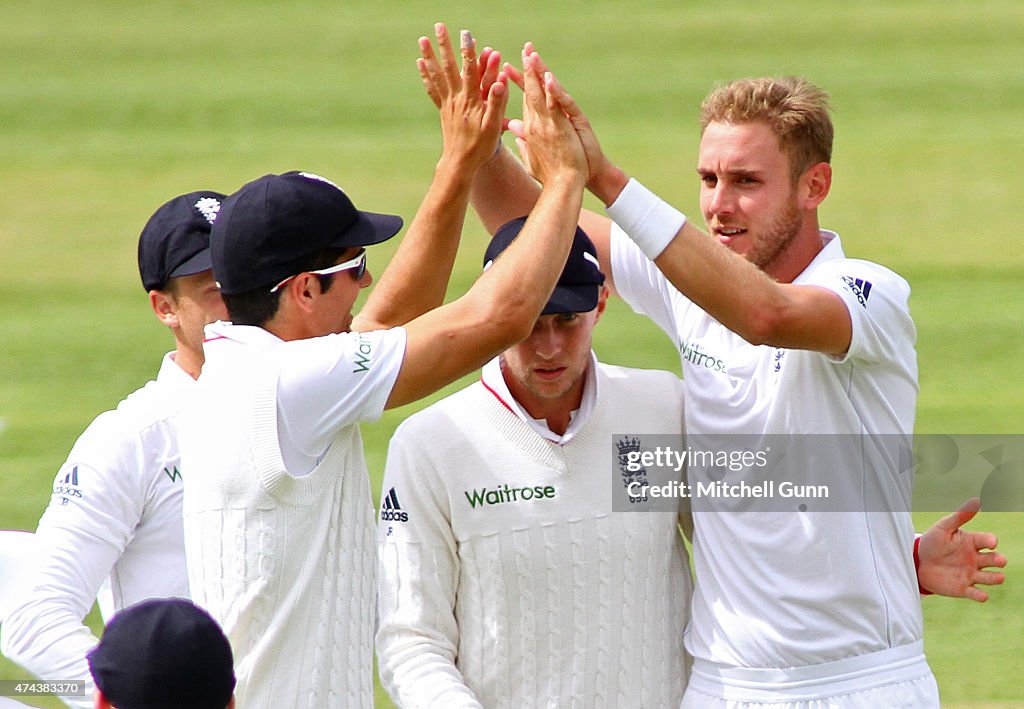 England v New Zealand: 1st Investec Test - Day Two