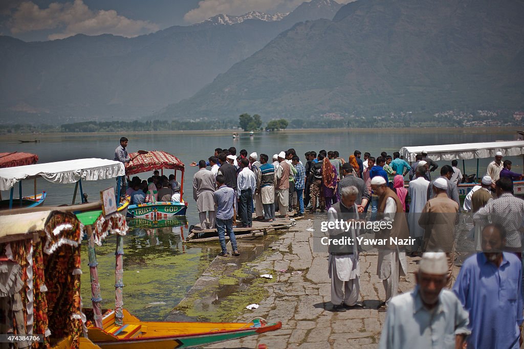 Muslim Devotees Throng To Hajratbal On Friday Following In Kashmir