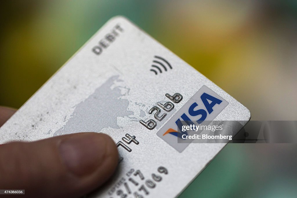 Customers Pay With Contactless Cards