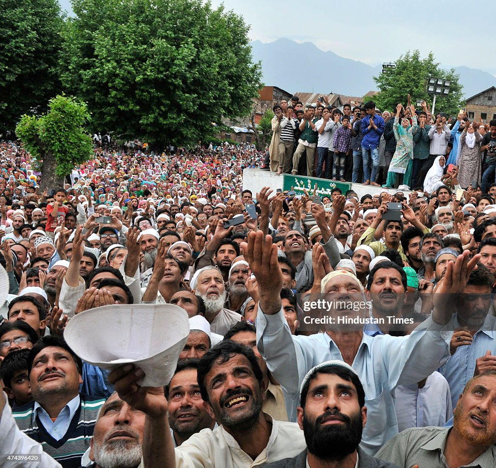 Friday Prayers At Hazratbal Shrine Following Mehraj-u-Alam