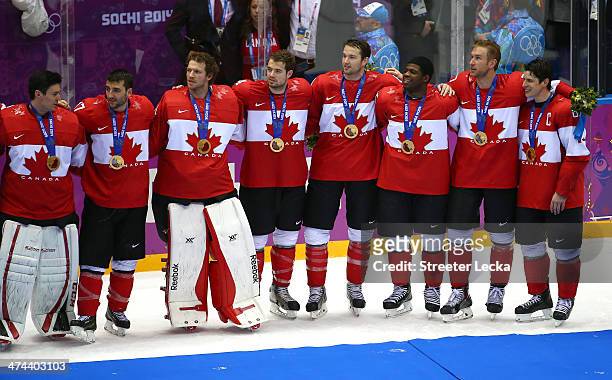 Gold medalists Carey Price, Patrice Bergeron, Mike Smith, Marc-Edouard Vlasic, Rick Nash, P.K. Subban, Jeff Carter and Sidney Crosby of Canada...