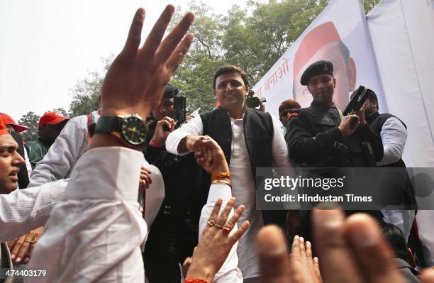 Uttar Pradesh Chief Minister Akhilesh Yadav flagged off a cycle rally of the Samajwadi Party that will reach Lucknow in two weeks to woo voters for...