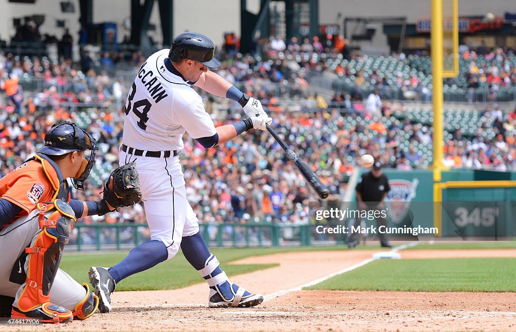 Houston Astros v Detroit Tigers