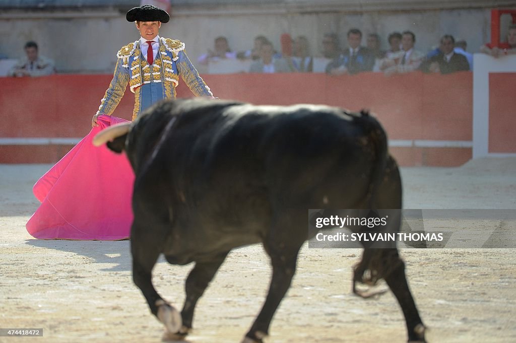 BULLFIGHTING-FRA-FERIA-NIMES