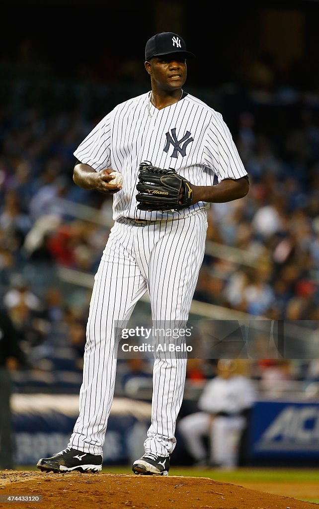 Texas Rangers v New York Yankees