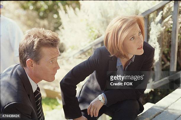 Agent John Doggett and Agent Dana Scully investigate their first case together, a series of gruesome murders linked to a bat-like creature, in the...