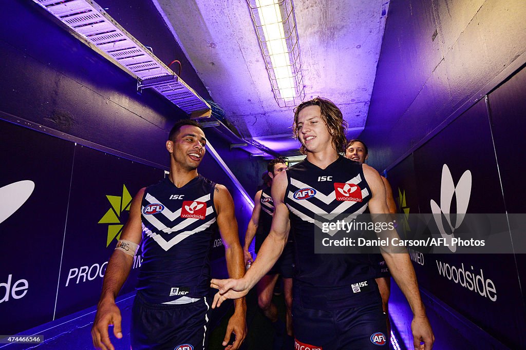 AFL Rd 8 - Fremantle v North Melbourne