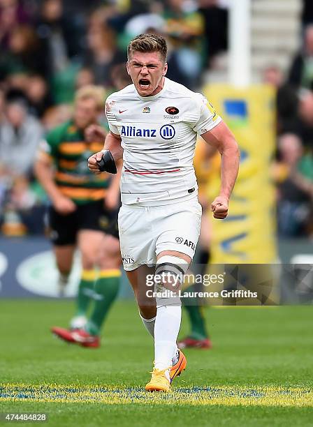 Owen Farrell of Sarasens celebreate scoring a late penalty during the Aviva Premiership Play Off Semi Final between Northampton Saints and Saracens...