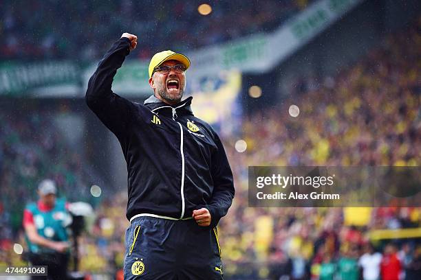 Head coach Juergen Klopp of Dortmund says farewell to the fans after the Bundesliga match between Borussia Dortmund and Werder Bremen at Signal Iduna...