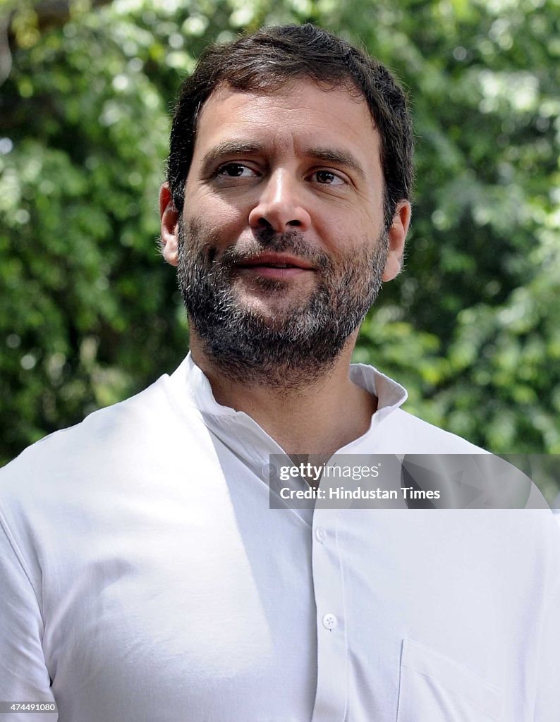 Congress Vice President Rahul Gandhi Meets Ex-Servicemen On One Rank, One Pension Issue