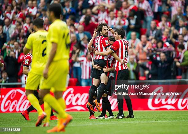 Benat Etxebarria of Athletic Club celebrates after scoring his team's third goal during the La Liga match between Athletic Club Bilbao and Villarreal...