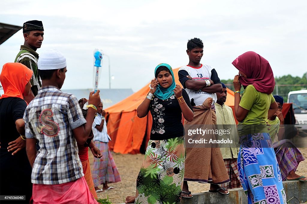 Rohingya migrants take shelter in Kuala Langsa