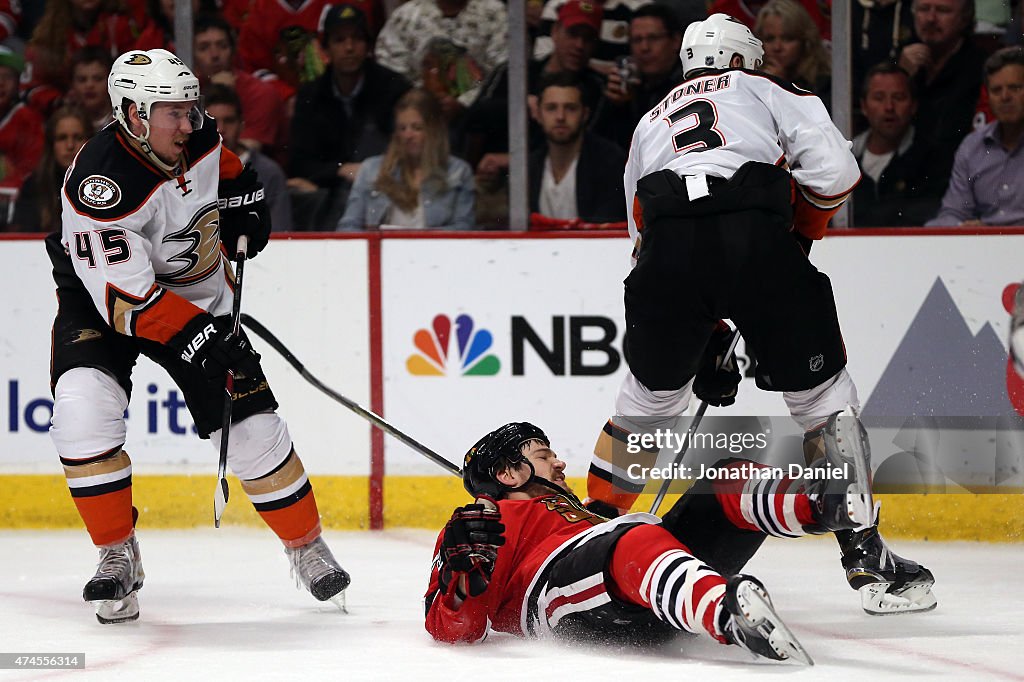 Anaheim Ducks v Chicago Blackhawks - Game Four