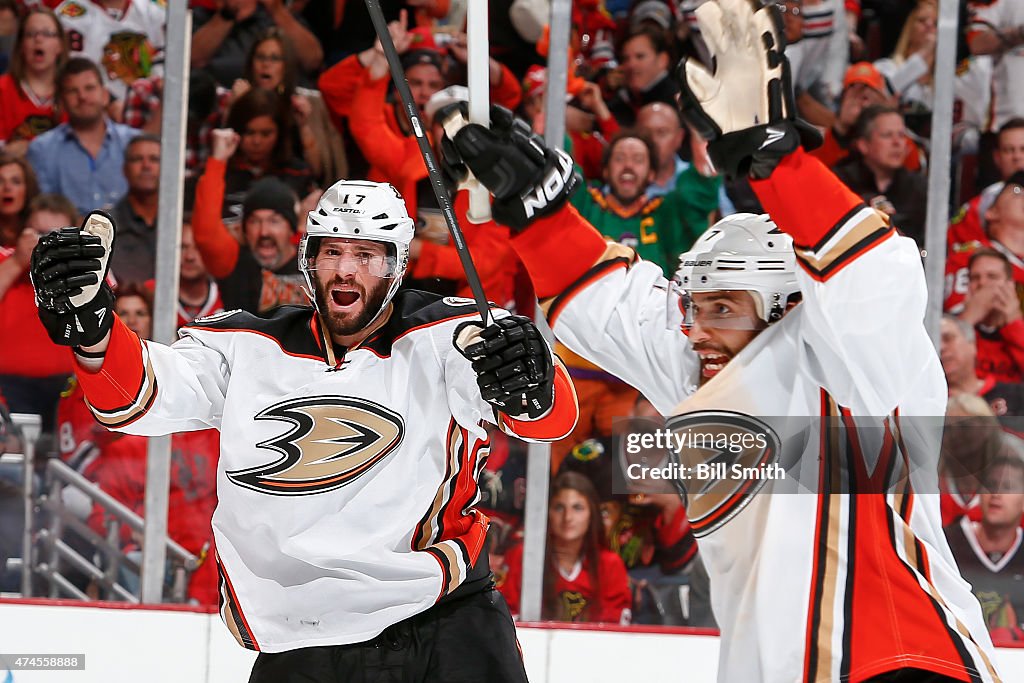 Anaheim Ducks v Chicago Blackhawks - Game Four