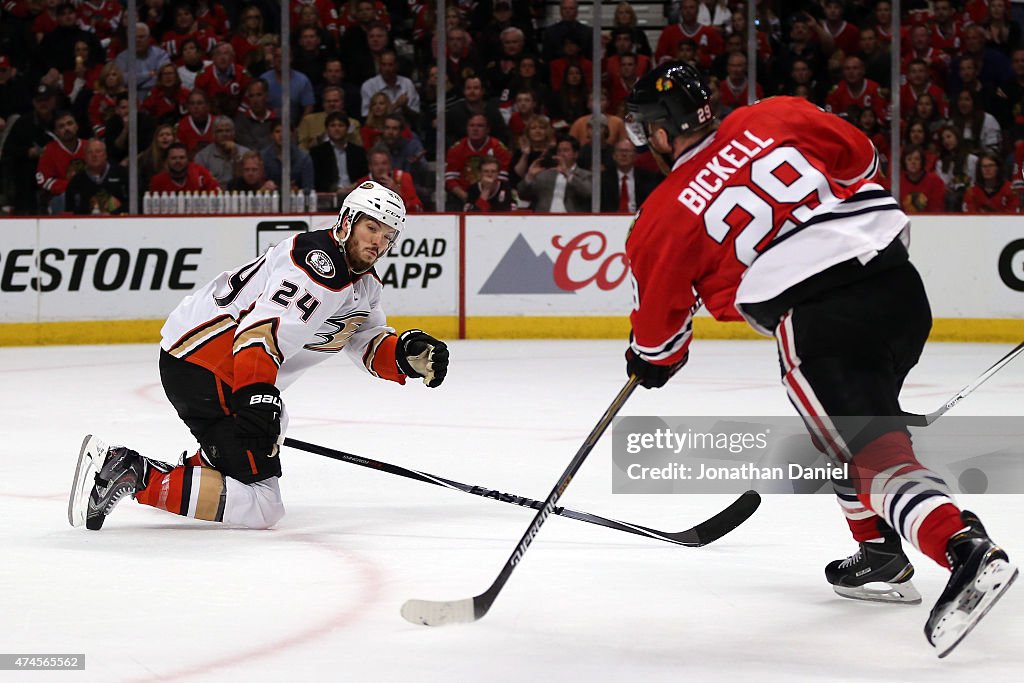 Anaheim Ducks v Chicago Blackhawks - Game Four