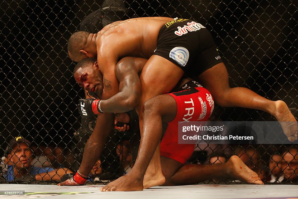UFC 187: Johnson v Cormier