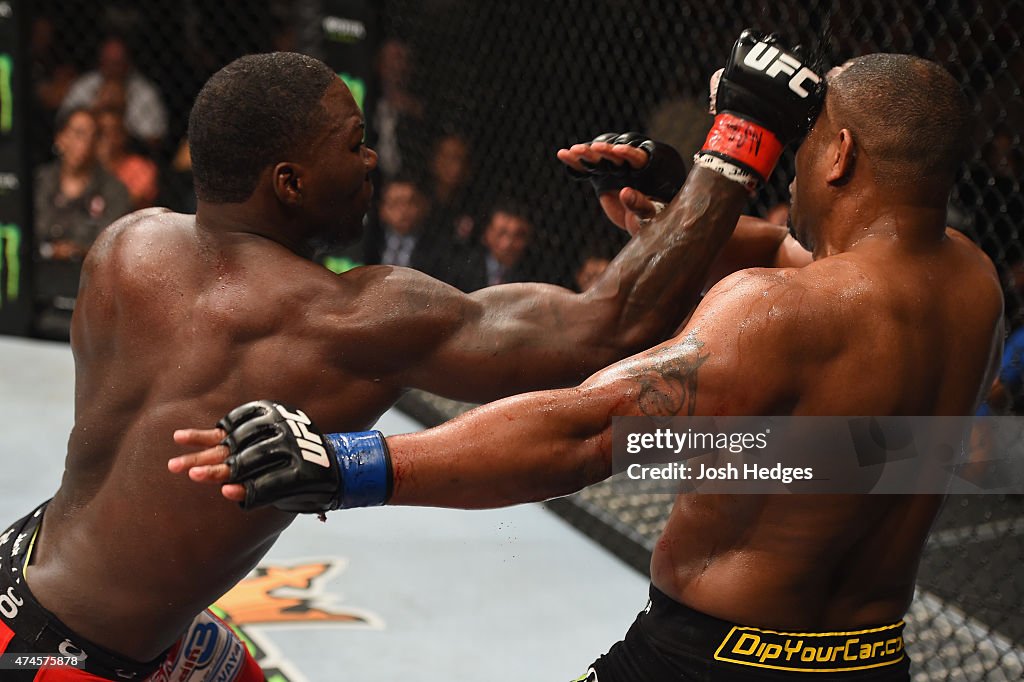 UFC 187: Johnson v Cormier