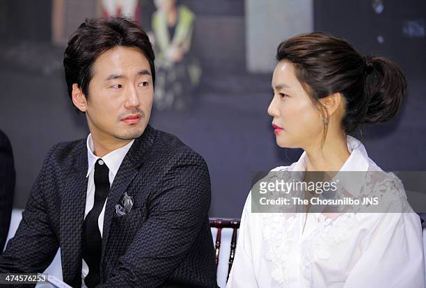 Ryu Seung-Soo and Kim Ji-Ho attend the KBS 2TV drama 'Very Good Times' press conference at Imperial Palace on February 18, 2014 in Seoul, South Korea.