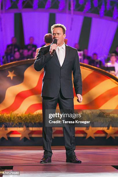 Singer Russell Watson performs during the rehearsal of the 26th Anniversary Broadcast of the National Memorial Day Concert on May 23, 2015 in...