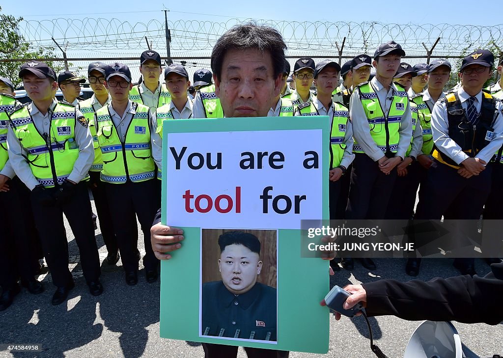 SKOREA-NKOREA-PEACE-WOMEN